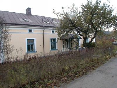 tumba hus 47.08.JPG